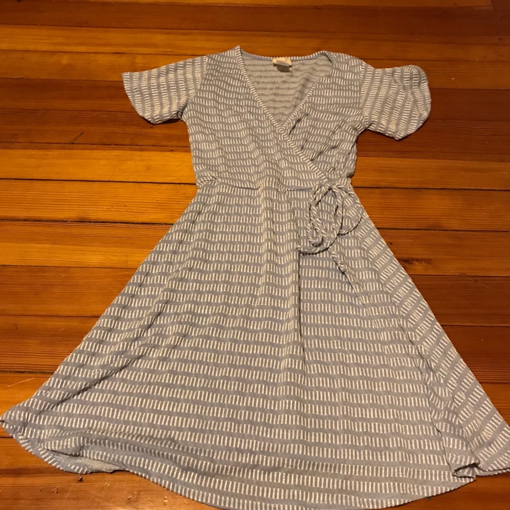 Spring dress never worn!!